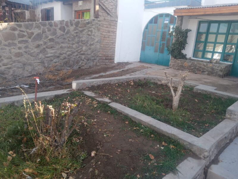 CASA DE 2 PLANTAS - CALLE CHUBUT ZAPALA