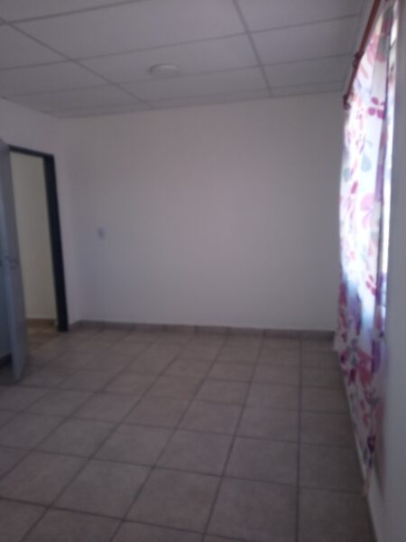 SE ALQUILA. CASA EN MARIANO MORENO