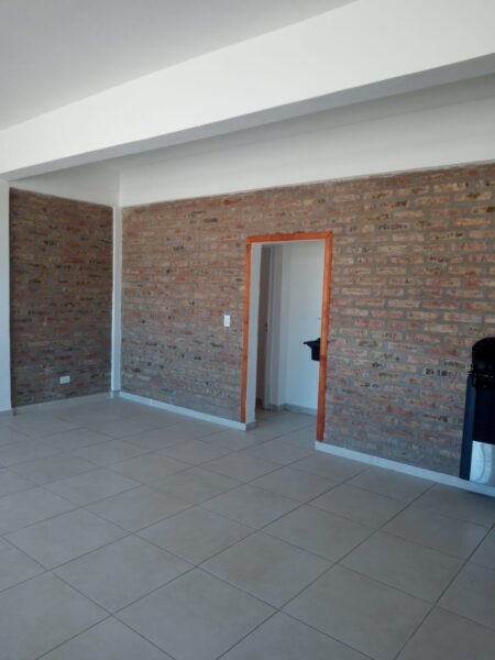 LOCAL EN ALQUILER - CALLE COLON Y BASCUÑAN - ZAPALA