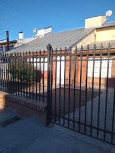 VIVIENDA EN ALQUILER - Río Negro 145 - Zapala.