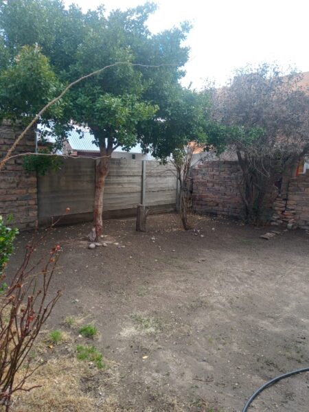 CASA EN ALQUILER – 582 Viviendas – Pje. Los Lagos, Zapala
