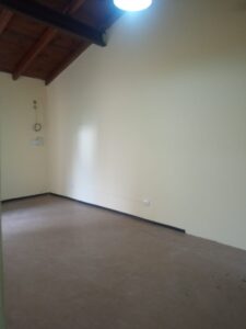 CASA EN ALQUILER – 582 Viviendas – Pje. Los Lagos, Zapala